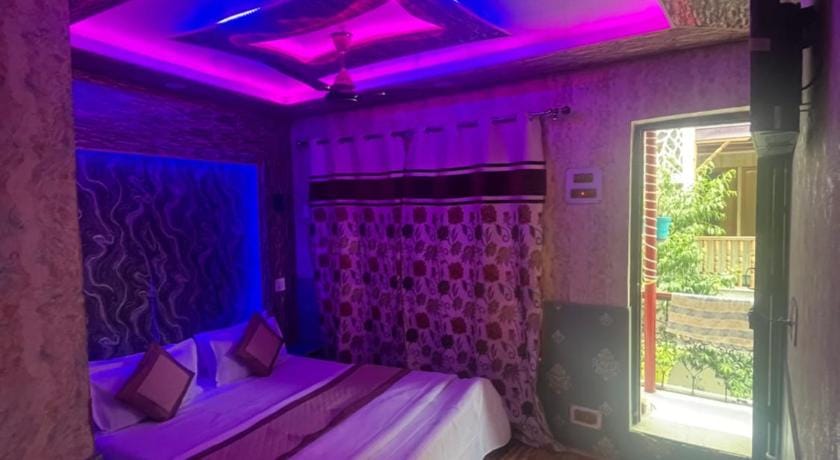 Dal Fog Guest House Bed and Breakfast in India
