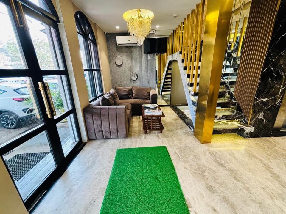 Hotel Dolphin residency Hotel in Mumbai