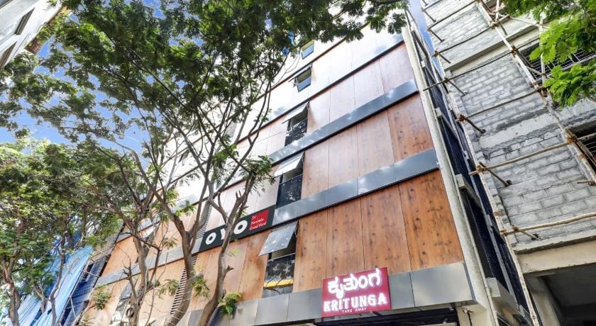 Super Hotel O Sri Harshitha Grand Near Zudio - Star Bazaar, Kundalhalli Gate Hotel in Bengaluru