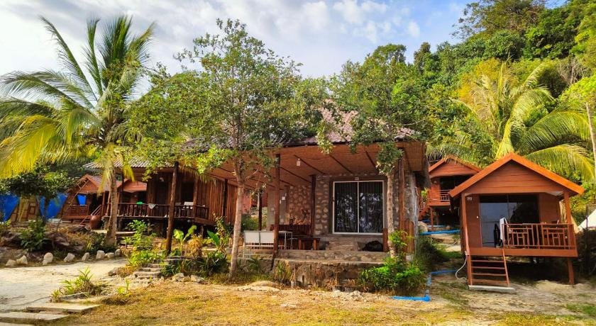 Europe Enchanted Bungalow Koh Rong Hotel in Sihanoukville