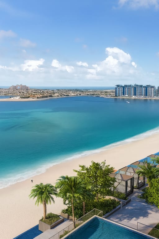 Perfect sea view, Private beach access, 2-BDR Apartment in Dubai