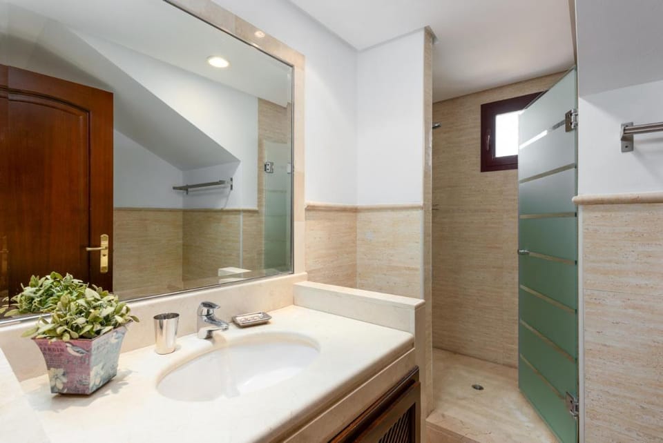Penthouse El Soto de Marbella Apartment in Sierra de las Nieves