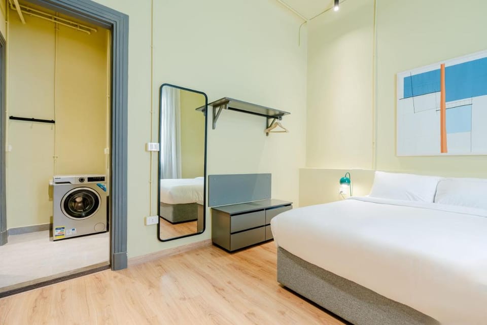 grey l studio apartments Downtown Alexandria Menasce House Apartment in Alexandria