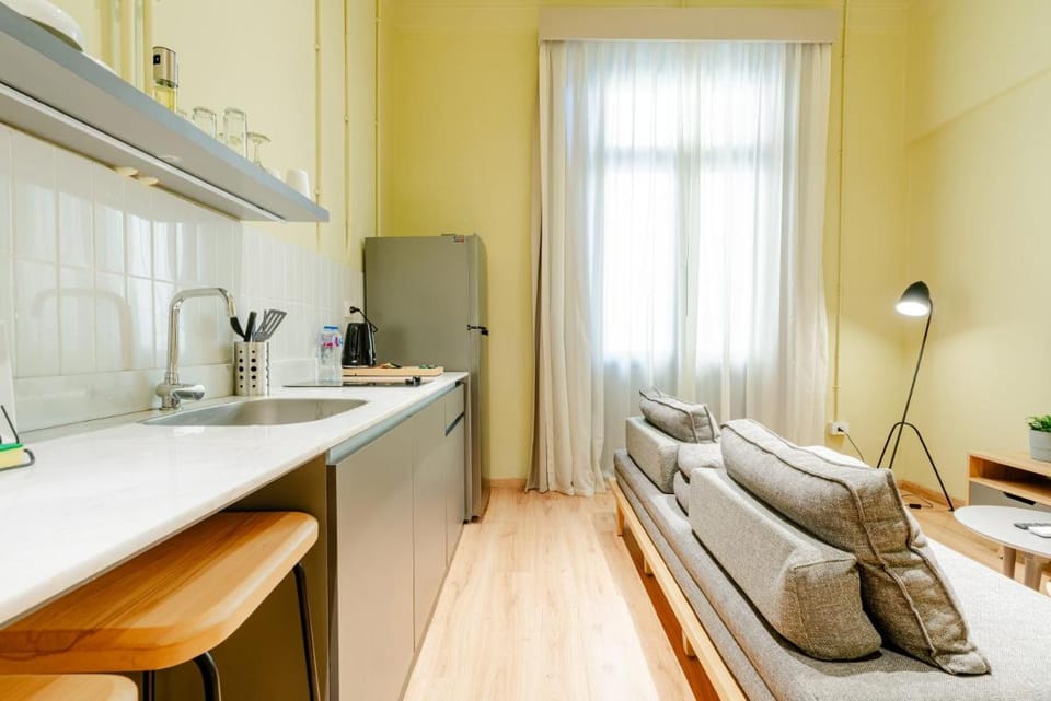 grey l studio apartments Downtown Alexandria Menasce House Apartment in Alexandria
