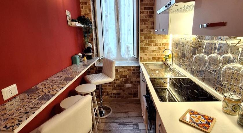 La casa di LuAle e Zoe Bed and Breakfast in Naples