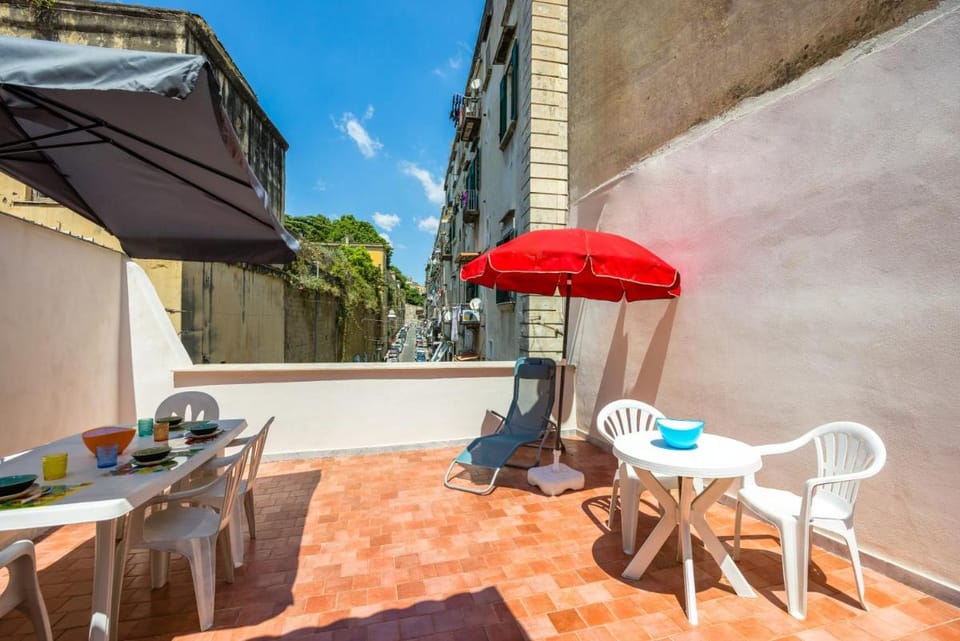 Terrazza Spaccanapoli By NapoliApartments Apartment in Naples