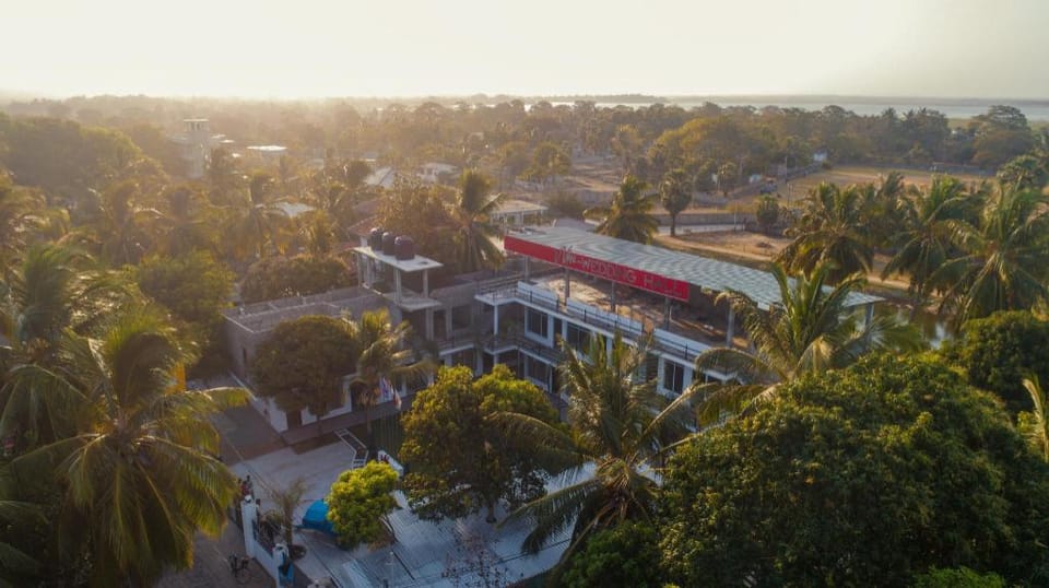 Queen’s Bay Hotel Hotel in Sri Lanka