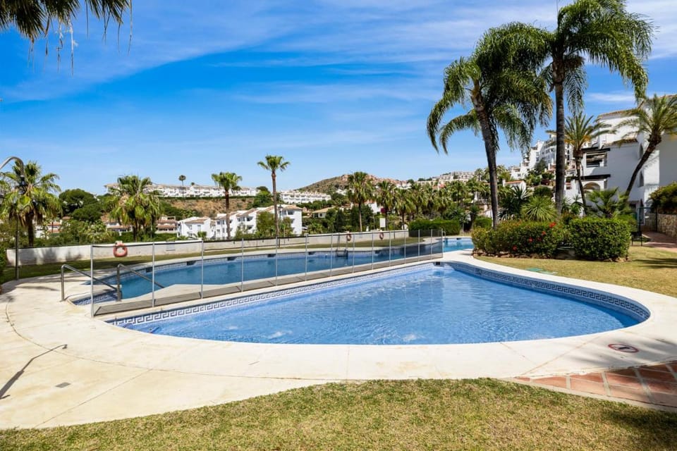 Super cozy apartment in Calahonda by Costarentals - Ref 124 Apartment in Sitio de Calahonda