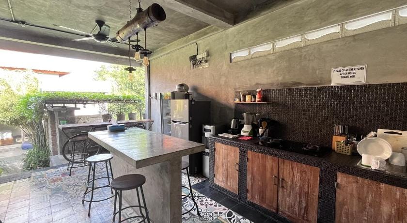Pis Bolong Canggu Bed and Breakfast in North Kuta