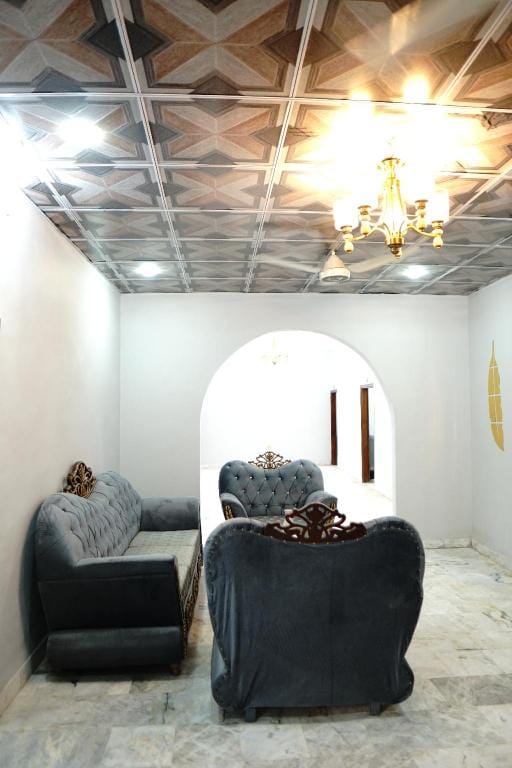 Serenity Lodge Guest House Bed and Breakfast in Sindh