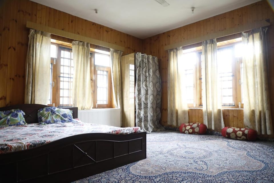 The Bilt farmhouse Vacation rental in India