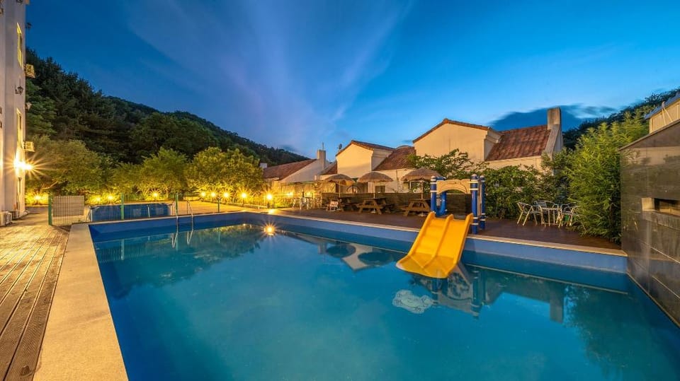 Gapyeong Amante Kids Spa Pension Bed and Breakfast in Gyeonggi-do