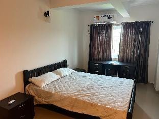 Athrakkattu Aqua Vista Luxury Apartment, Akkulam Apartment in Thiruvananthapuram