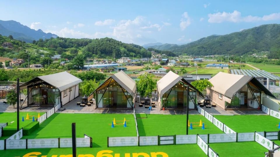 Gapyeong Dangdangi Pet Glamping Gold Bed and Breakfast in Gyeonggi-do