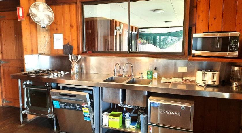 Wild Nature Lodge, Mareeba Wetlands Luxury tent in Queensland