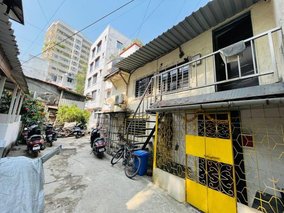 Glass House 1BHK Khar W by The Bombay Home Company Apartment in Mumbai