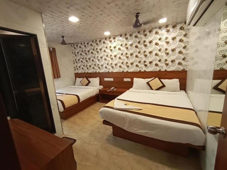 T-Junction Residency Hotel in Mumbai