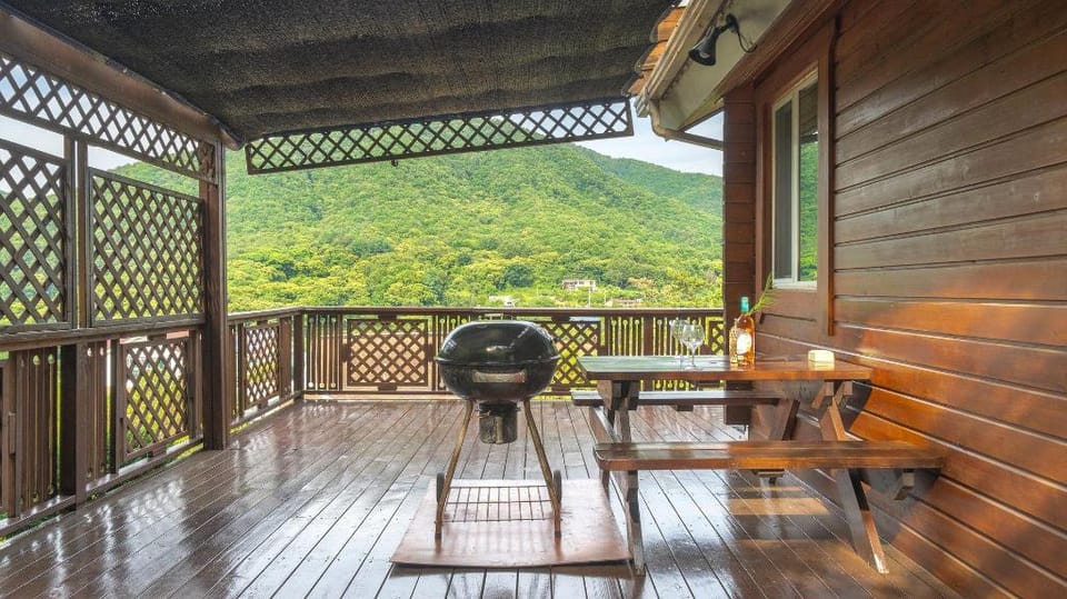 Yangpyeong Isobiyagi Spa Pension Bed and Breakfast in Gyeonggi-do