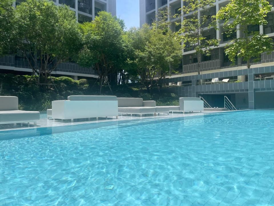 DusitD2 - garden and pool 3 Apartment in Nong Kae