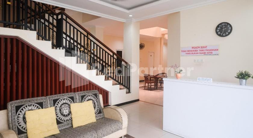 Capital O 3930 Griya Loka Syariah Hotel in Indonesia