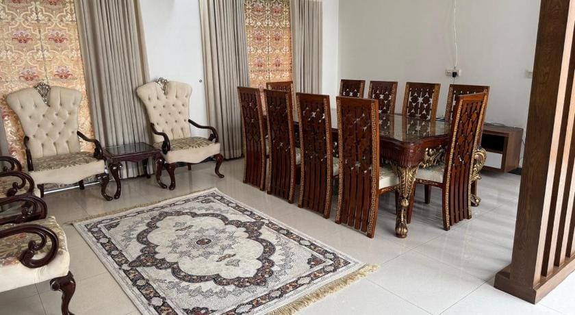 Revere Inn Family Guest House Islamabad Hotel in Islamabad