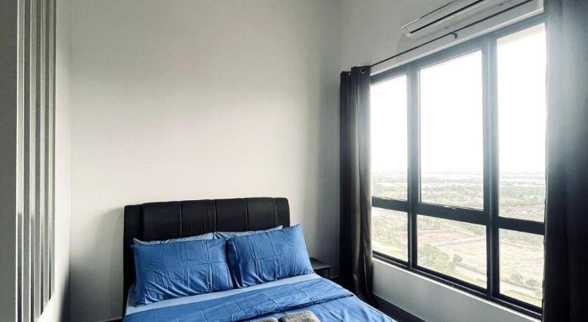 Sunsuria Forum 3BDR & Soho Setia Alam @ MOKA Apartment in Selangor, Malaysia