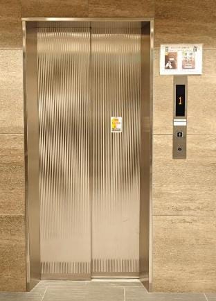 short walk to Namba and Shinsaibashi /3mins to sta Apartment in Osaka