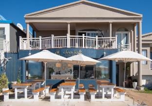 No. 20 On The Beach Guesthouse Apartment in KwaZulu-Natal