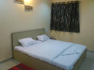 Hotel Vaidya Regency & manuhar restaurant Villa in Maharashtra