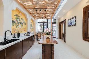 Lily Hidden Homestay Apartment in Hanoi
