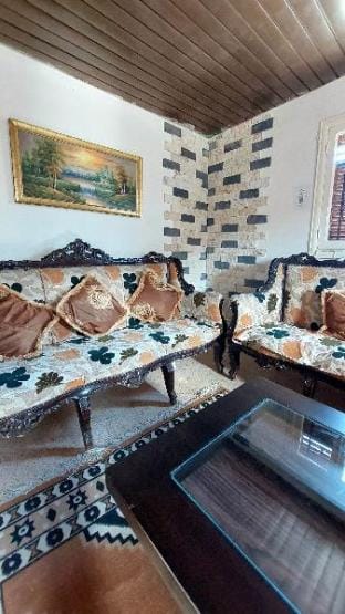 Zalay Skyloft Centre of Zahle Apartment in Africa
