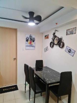 Urban's Nest Stylish Habitat Vacation rental in Pasig