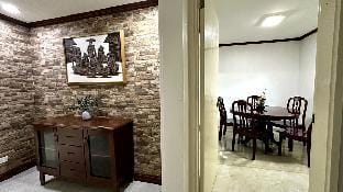 The Habitat Subic: Cozy Retreat Vacation rental in Subic