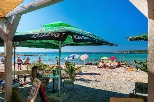 Fantastic Garden Zoey 6 Apartment in Novalja