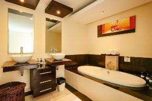Berthany 2 BR private Pool Villa AN27A Villa in North Kuta