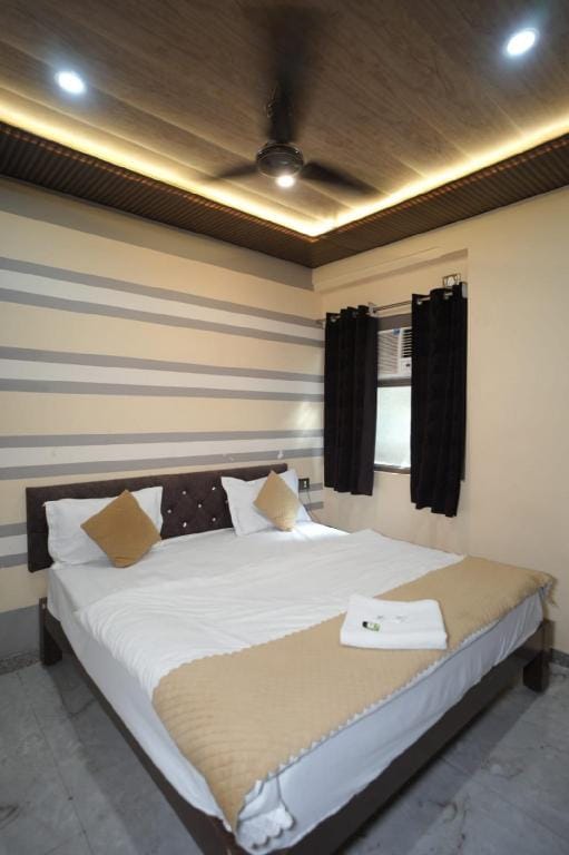Himalya Inn Guest House Hotel in Varanasi