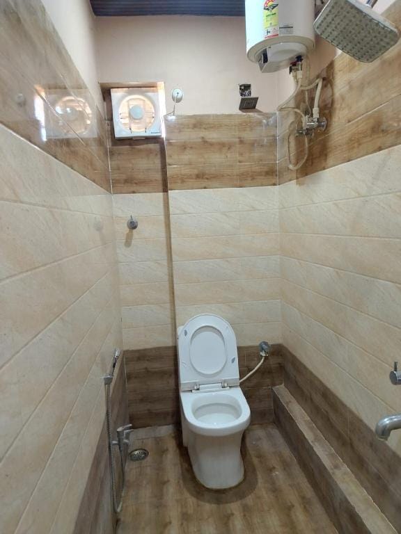 Himalya Inn Guest House Hotel in Varanasi