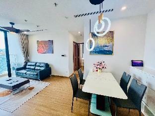 Luxury apartment on high floor at Vinhomes Skylake Apartment in Laos