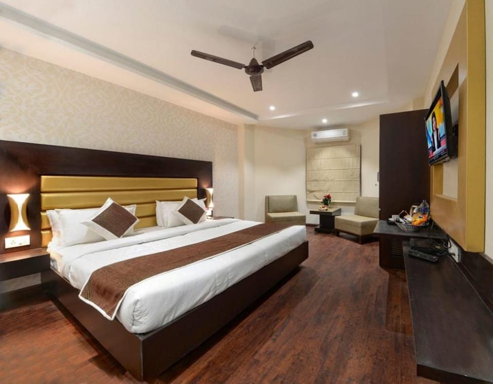 Hotel President Agra near Taj mahal Hotel in Agra