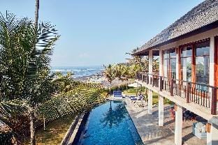 Beachfront Luxury, Villa Purnama Villa in Sukawati