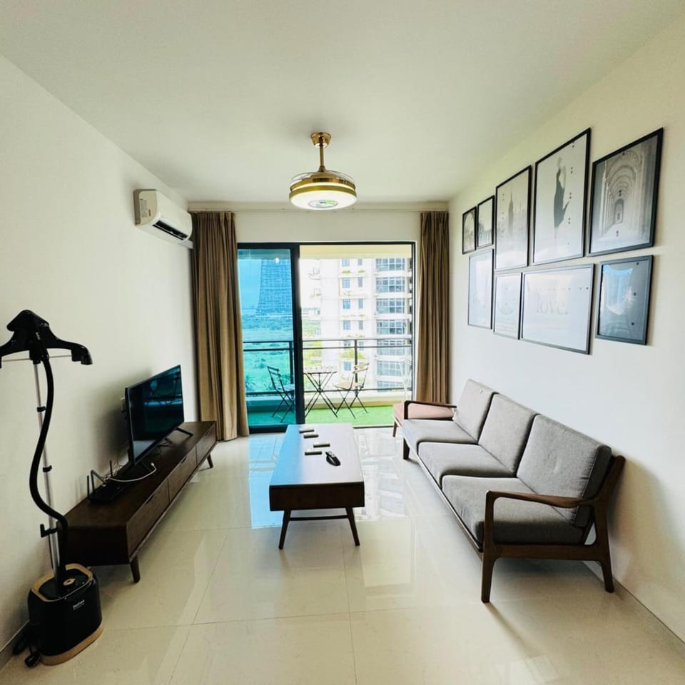 Cozy 2B1R Condo forest city Apartment in Johor