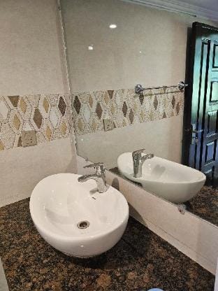 3 bd apt in Khaira Gali, Murree Apartment in Punjab