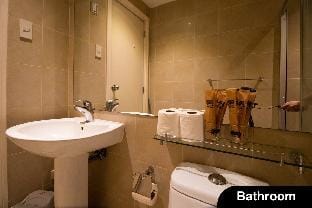 Amazing Gramercy Makati Upper Floor Studio 5308 Vacation rental in Makati