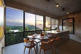 NEW Insta-worthy Luxury Sea and Sunset View Villa Vacation rental in Ko Pha-ngan Sub-district