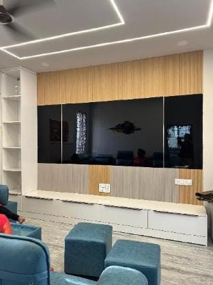 Patel White House (Party House) Vacation rental in Telangana