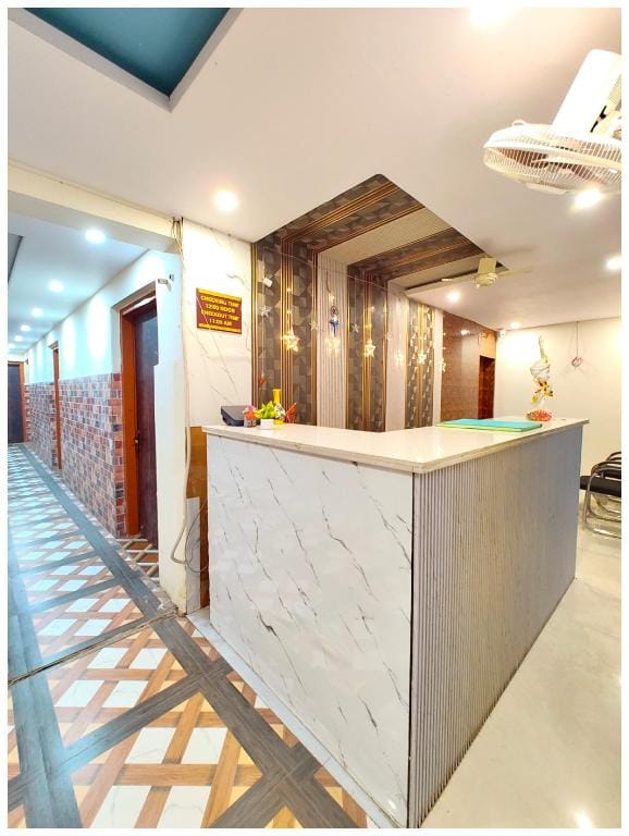 Goroomgo Vrrinda Residency Varanasi Indian Only Hotel in Varanasi