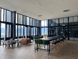 Georgetown Beacon | SkyPool | Family & Baby |9 pax Vacation rental in George Town