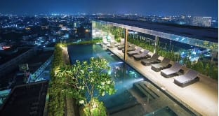 top pool and gym great location big 2BR condo  Apartment in Chiang Mai
