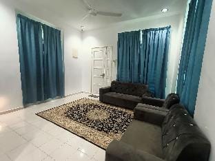 HOMESTAY BERTAM SAFAR Vacation rental in Penang