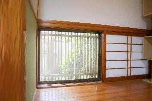 四国愛媛松山市内、まるまる貸切の住宅！駅や商業施設に至近で、徒歩圏内には市駅や高島屋などがあります Villa in Japan